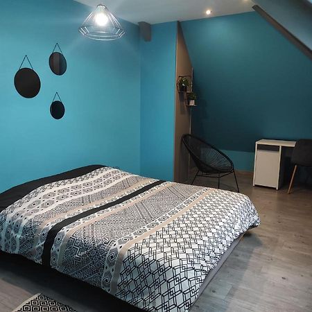 Agreable Et Spacieuse Chambre Familiale Sansac-de-Marmiesse Zewnętrze zdjęcie