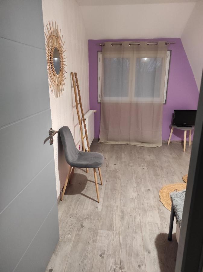 Agreable Et Spacieuse Chambre Familiale Sansac-de-Marmiesse Zewnętrze zdjęcie